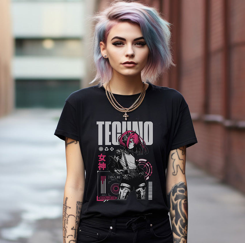 Person wearing a black t-shirt with a graphic design and 'TECHNO' text.